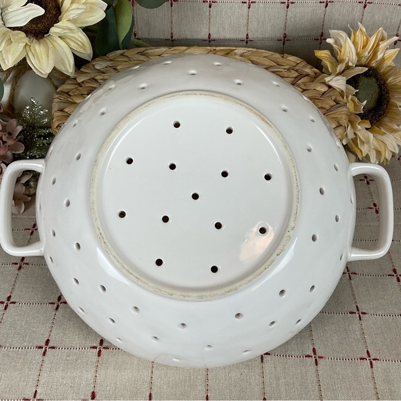 Rae Dunn “Organic” XL Colander/ Strainer Bowl Double Handle HTF Piece 10.75” - Picture 6 of 8